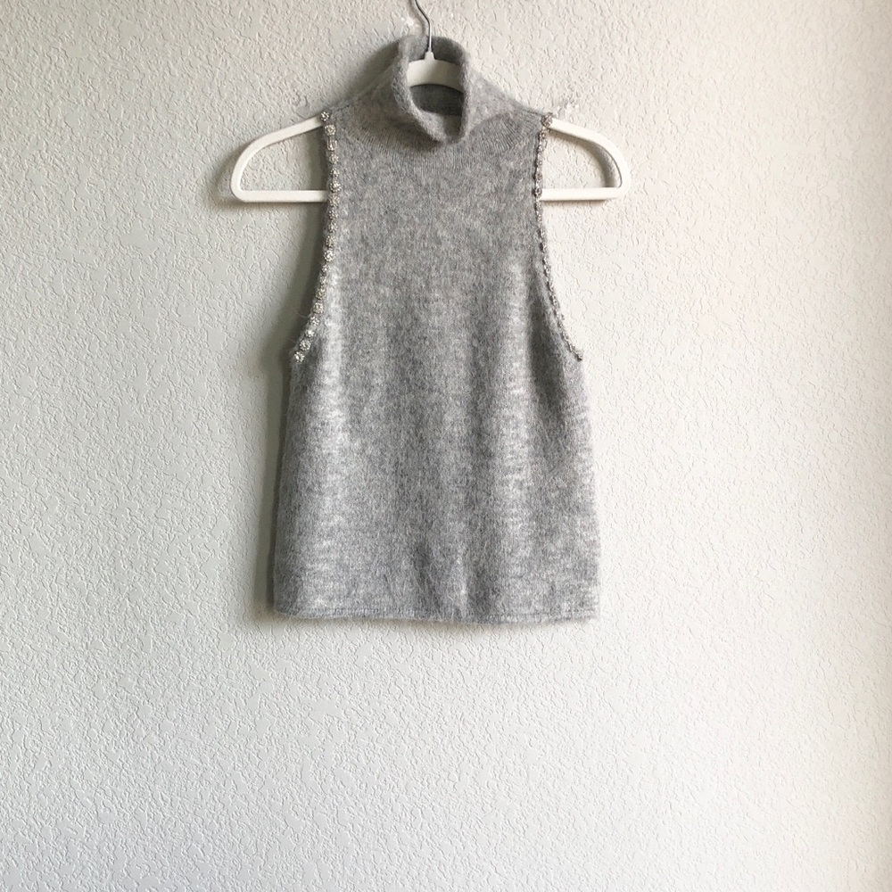 Zara Sleeveless Jewel Edge Sweater Top Fuzzy Grey Medium
